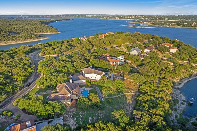 17909 Kingfisher Ridge DR, Lago Vista, TX 78645