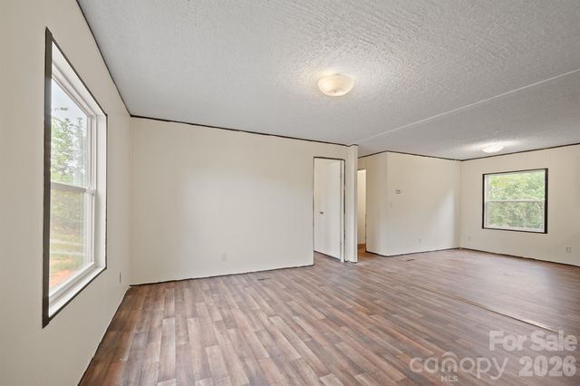 2913 Conner Circle, Morganton, NC 28645