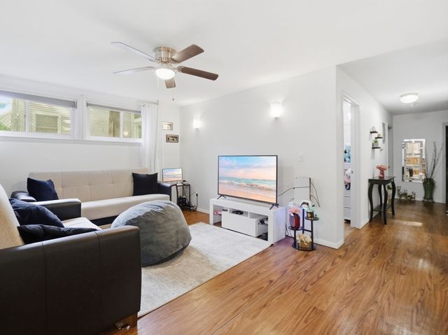 59 Monadnock St 8, Boston, MA 02125