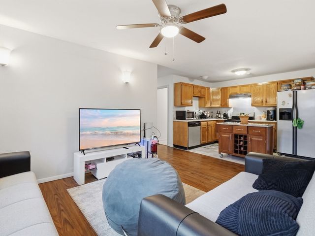59 Monadnock St 8, Boston, MA 02125