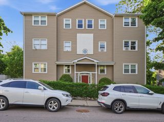 59 Monadnock St 8, Boston, MA 02125