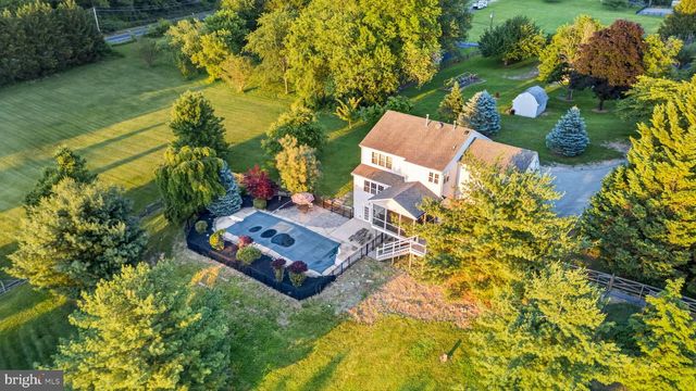 8840 MAPLEVILLE RD, Mount Airy, MD 21771