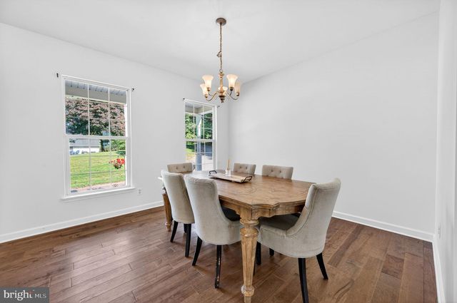 8840 MAPLEVILLE RD, Mount Airy, MD 21771