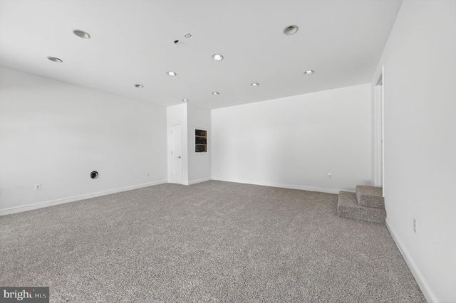 8840 MAPLEVILLE RD, Mount Airy, MD 21771