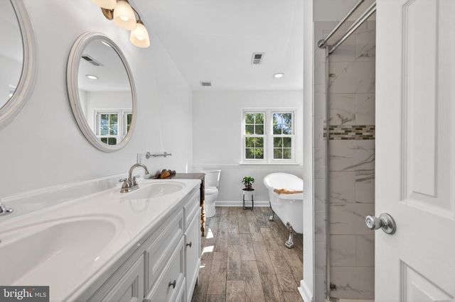 8840 MAPLEVILLE RD, Mount Airy, MD 21771