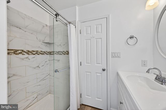 8840 MAPLEVILLE RD, Mount Airy, MD 21771