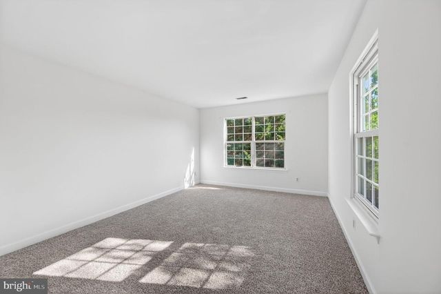 8840 MAPLEVILLE RD, Mount Airy, MD 21771