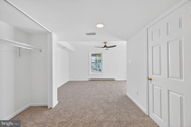 8840 MAPLEVILLE RD, Mount Airy, MD 21771