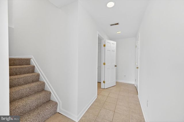8840 MAPLEVILLE RD, Mount Airy, MD 21771