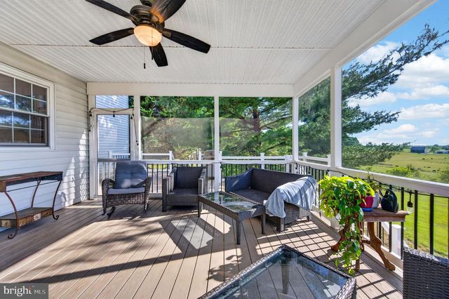 8840 MAPLEVILLE RD, Mount Airy, MD 21771