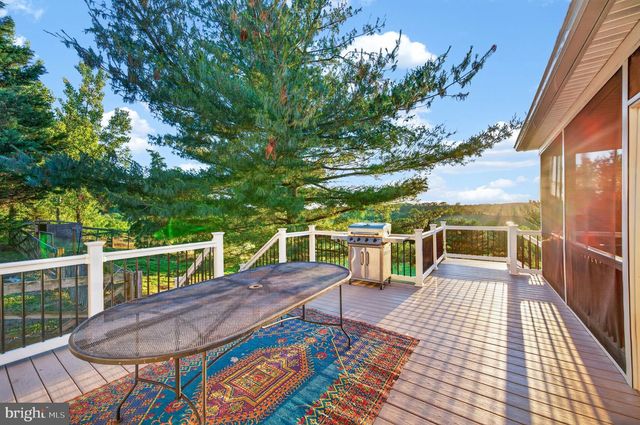 8840 MAPLEVILLE RD, Mount Airy, MD 21771