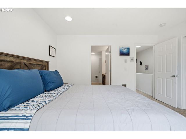 4434 Ne NICHOLSON Loop, Vancouver, WA 98661