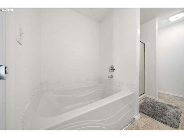 4434 Ne NICHOLSON Loop, Vancouver, WA 98661