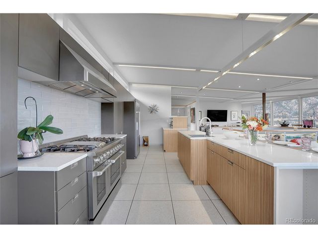 9398 Ute Dr, Golden, CO 80403