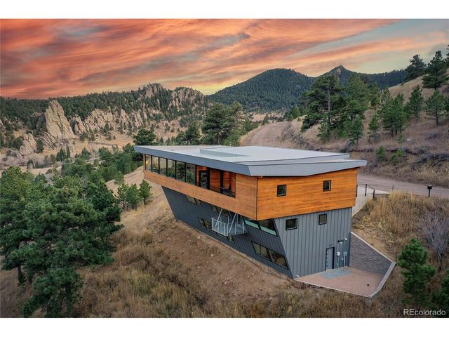 9398 Ute Dr, Golden, CO 80403