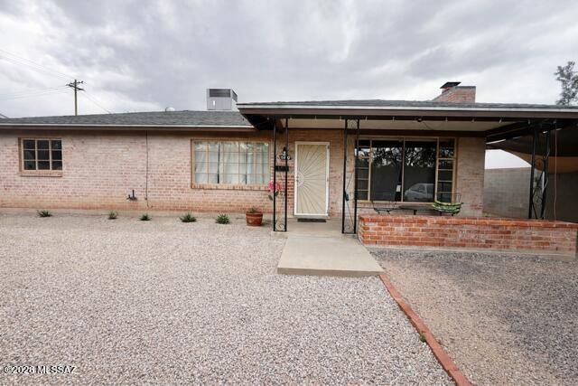 5450 E Hawthorne Street, Tucson, AZ 85711