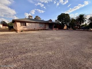 5450 E Hawthorne Street, Tucson, AZ 85711