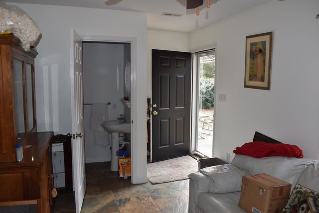 1044 Forest Dr., Conway, SC 29526