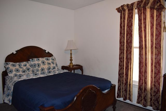 1044 Forest Dr., Conway, SC 29526