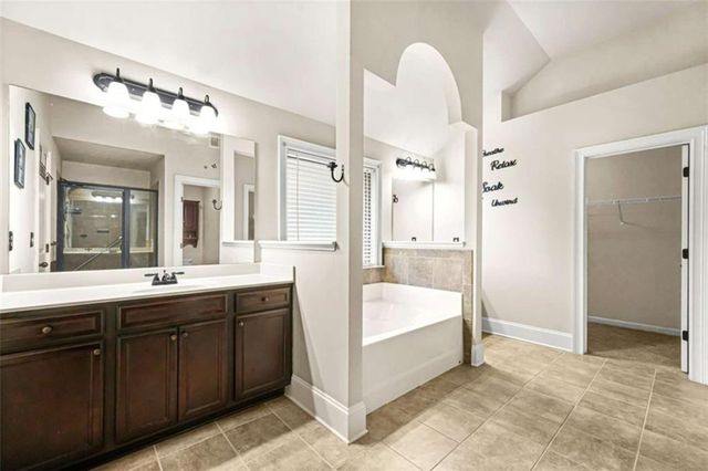 882 Nestling Drive, Lawrenceville, GA 30045