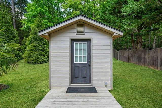 882 Nestling Drive, Lawrenceville, GA 30045