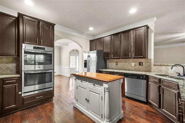 882 Nestling Drive, Lawrenceville, GA 30045