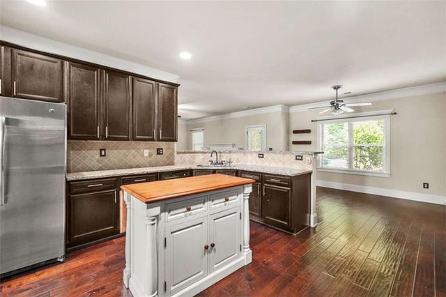 882 Nestling Drive, Lawrenceville, GA 30045