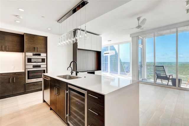 301 West Ave 3105, Austin, TX 78701