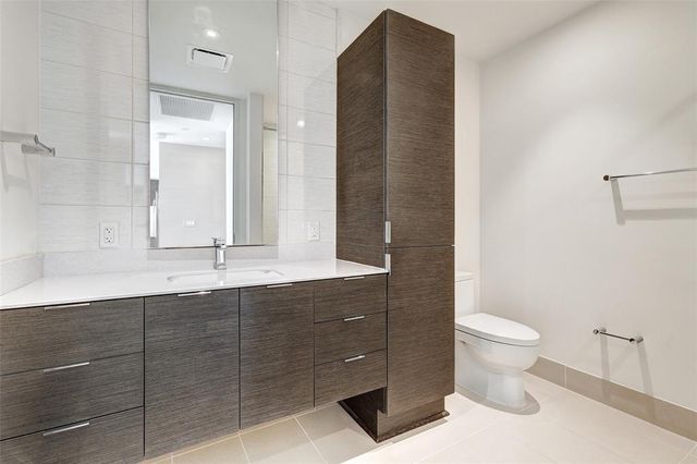 301 West Ave 3105, Austin, TX 78701