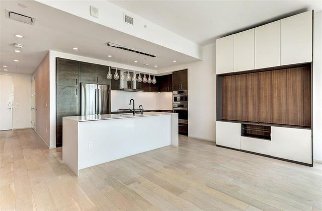 301 West Ave 3105, Austin, TX 78701