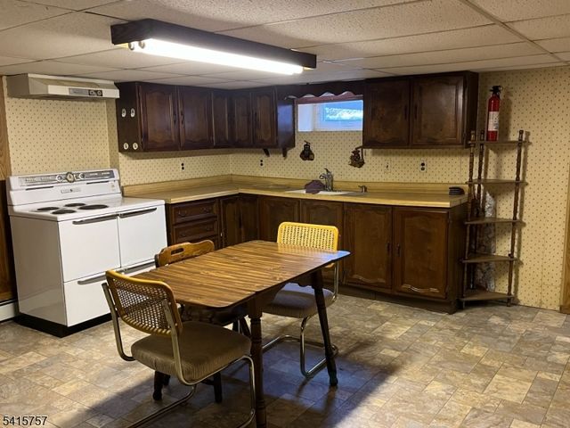 5 Sydney Pl, Manville Boro, NJ 08835