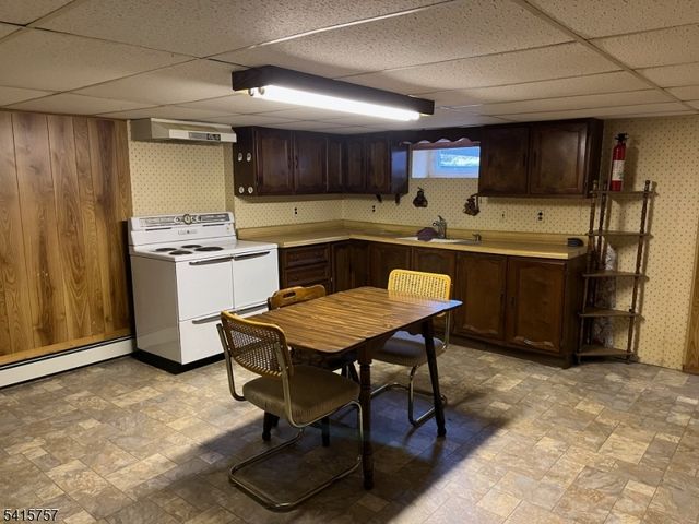 5 Sydney Pl, Manville Boro, NJ 08835