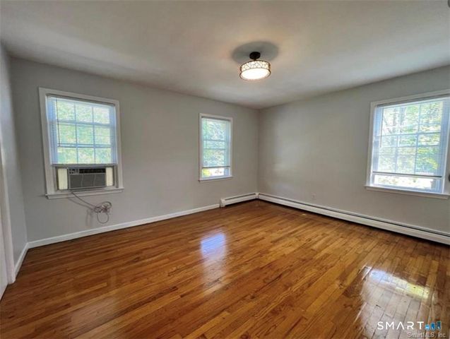 1079 Brooklawn Avenue, Fairfield, CT 06825