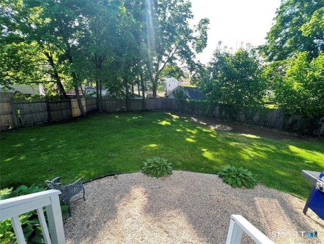 1079 Brooklawn Avenue, Fairfield, CT 06825