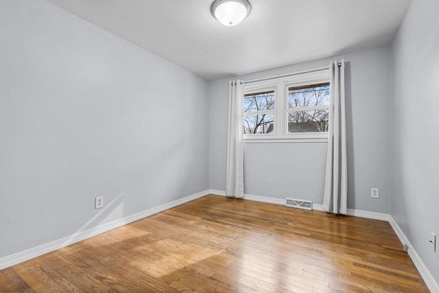 1062 LIBERTY STREET, Green Bay, WI 54304