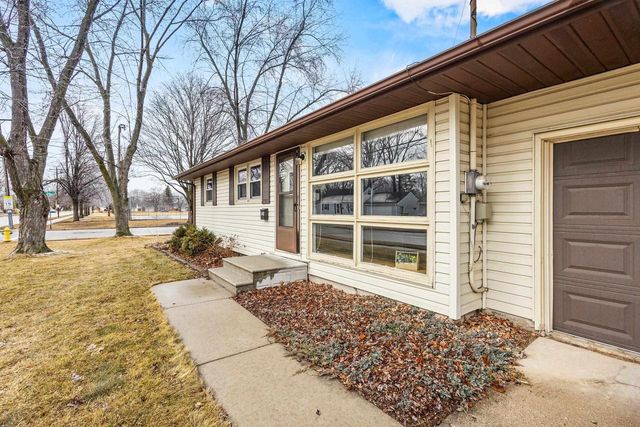 1062 LIBERTY STREET, Green Bay, WI 54304