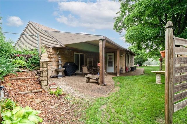 18345 Nottingham Court, Basehor, KS 66007