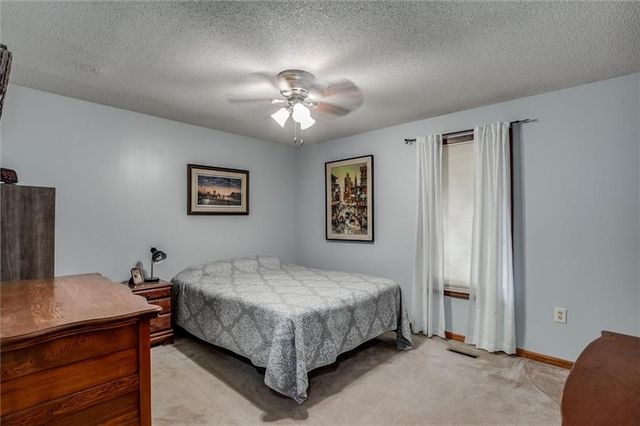 18345 Nottingham Court, Basehor, KS 66007
