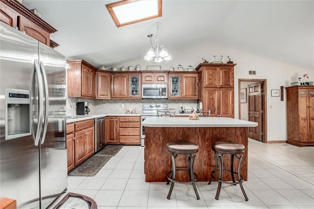 18345 Nottingham Court, Basehor, KS 66007