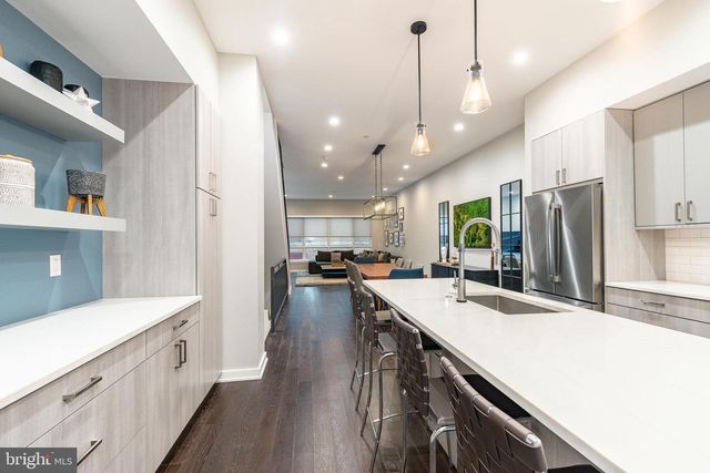 1104 MCKEAN ST, Philadelphia, PA 19148