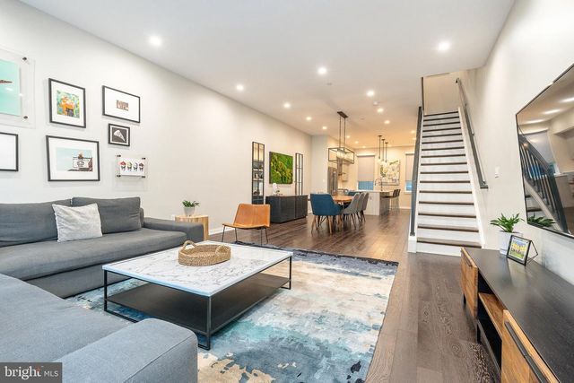 1104 MCKEAN ST, Philadelphia, PA 19148