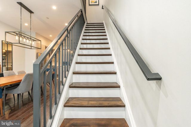 1104 MCKEAN ST, Philadelphia, PA 19148