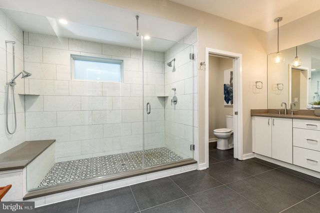 1104 MCKEAN ST, Philadelphia, PA 19148