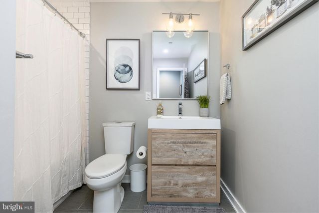 1104 MCKEAN ST, Philadelphia, PA 19148