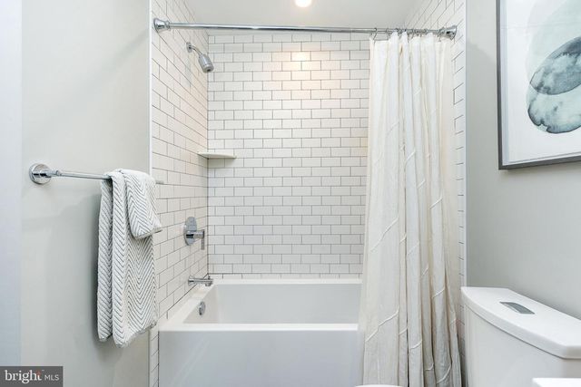 1104 MCKEAN ST, Philadelphia, PA 19148