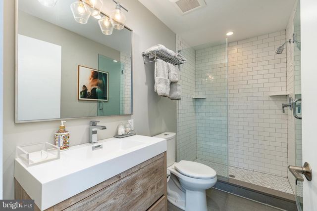 1104 MCKEAN ST, Philadelphia, PA 19148