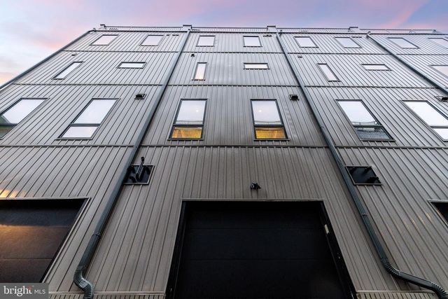 1104 MCKEAN ST, Philadelphia, PA 19148