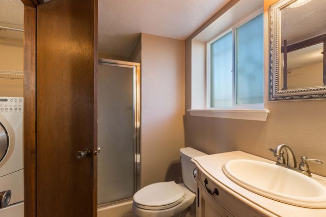 10816 Lowe Street NE, Albuquerque, NM 87111