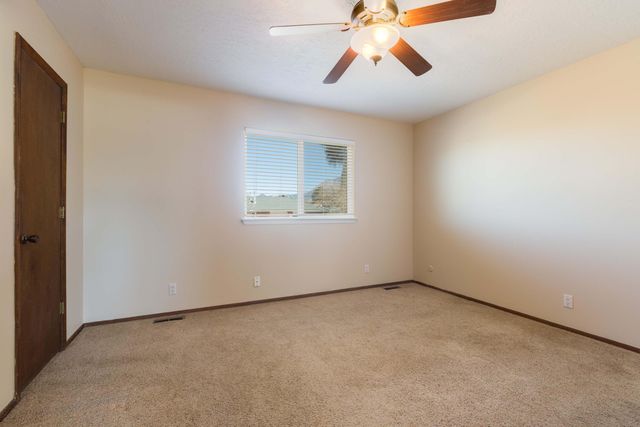 10816 Lowe Street NE, Albuquerque, NM 87111