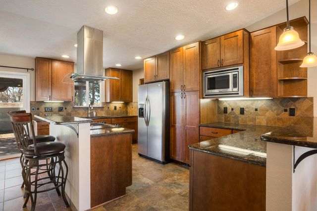 10816 Lowe Street NE, Albuquerque, NM 87111